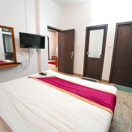 Pop Tavern Kovalam Beach Villa By Voye Homes Exteriör bild
