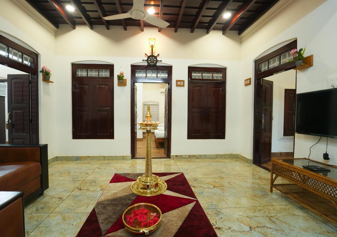 Pop Tavern Kovalam Beach Villa By Voye Homes Exteriör bild