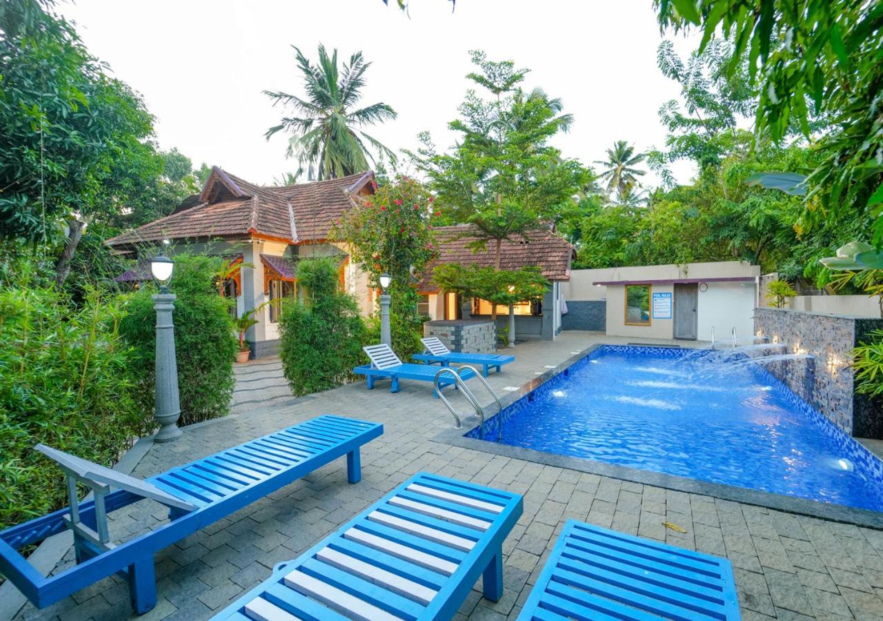 Pop Tavern Kovalam Beach Villa By Voye Homes Exteriör bild