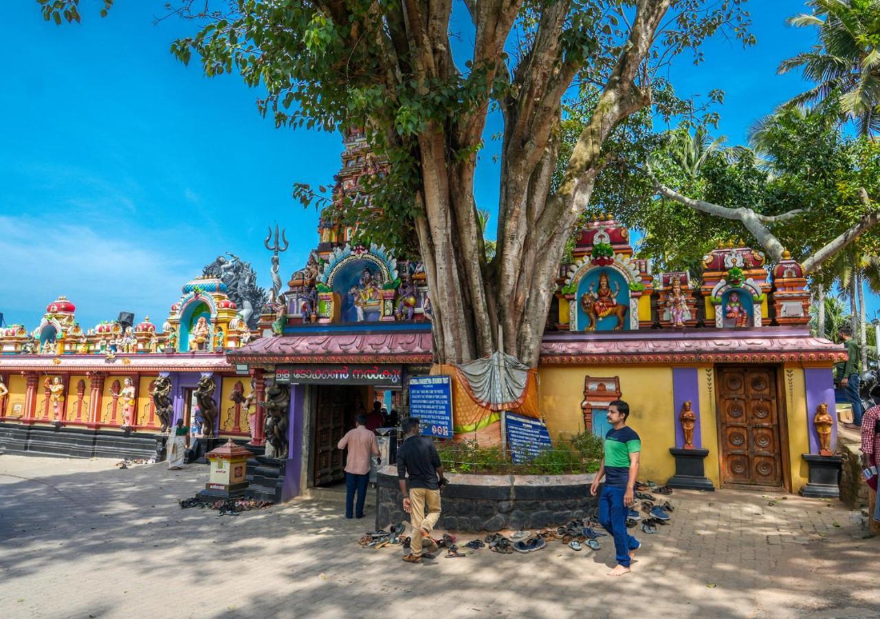 Pop Tavern Kovalam Beach Villa By Voye Homes Exteriör bild