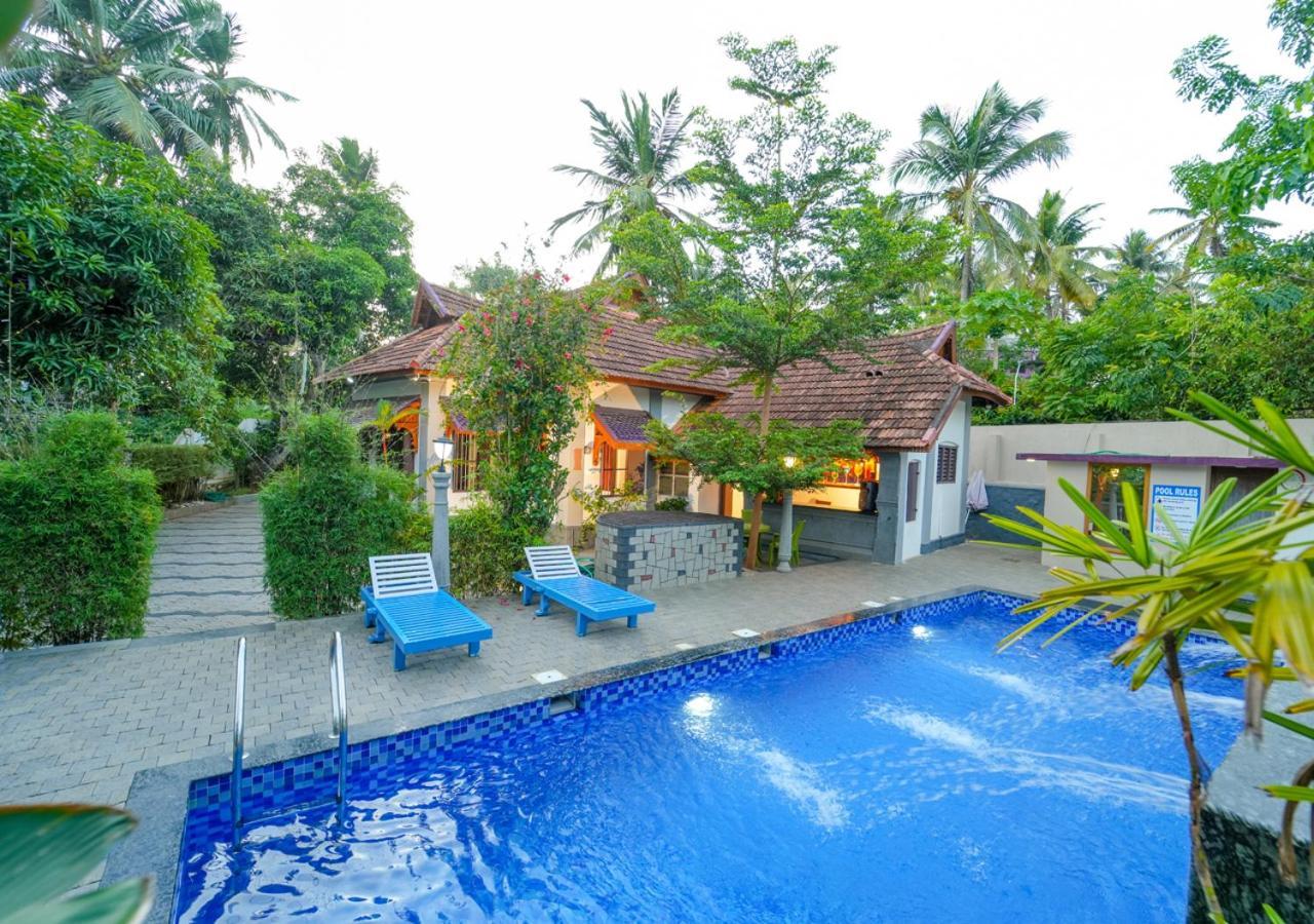 Pop Tavern Kovalam Beach Villa By Voye Homes Exteriör bild
