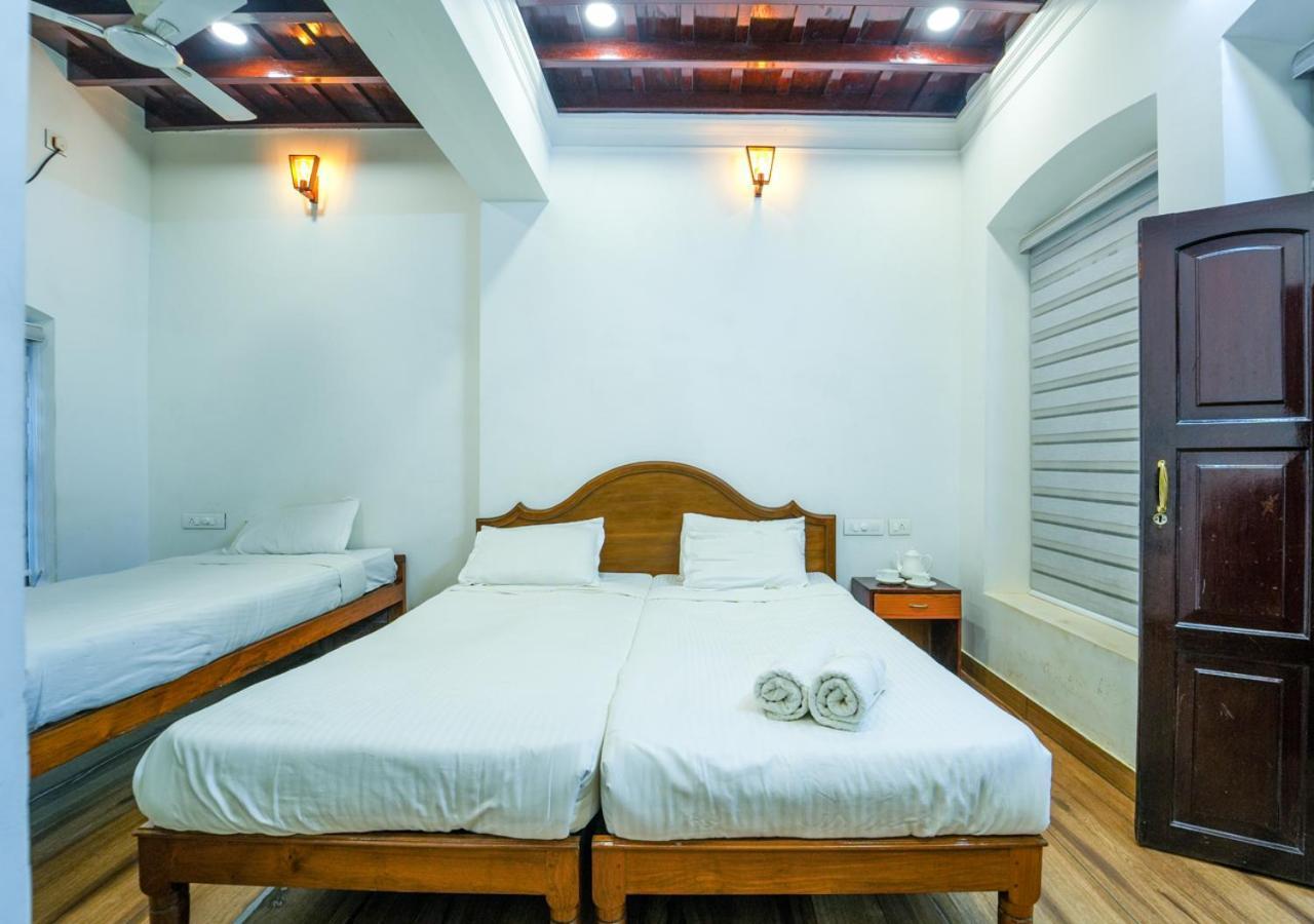 Pop Tavern Kovalam Beach Villa By Voye Homes Exteriör bild