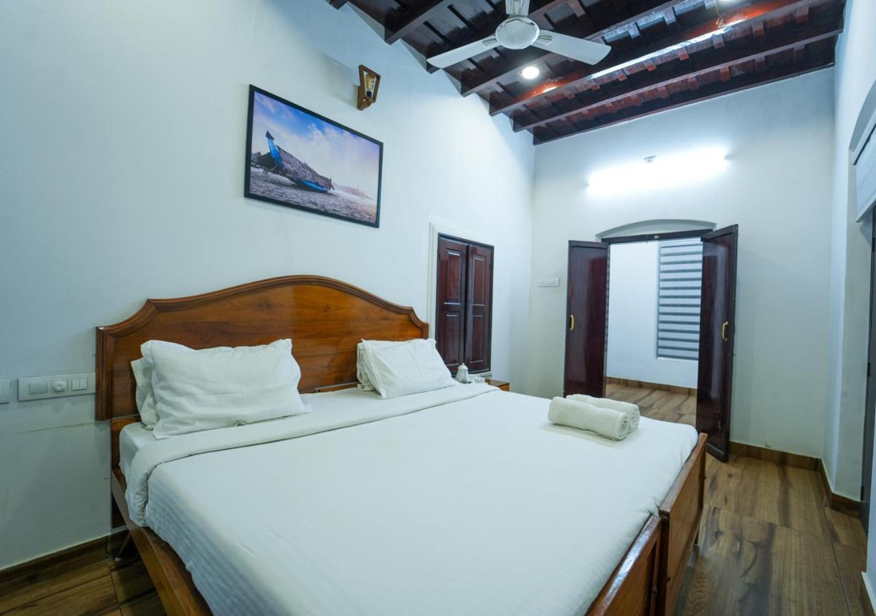 Pop Tavern Kovalam Beach Villa By Voye Homes Exteriör bild